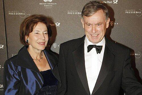 Bleiben im Schloss Bellevue: Horst und Eva Luise Köhler.
