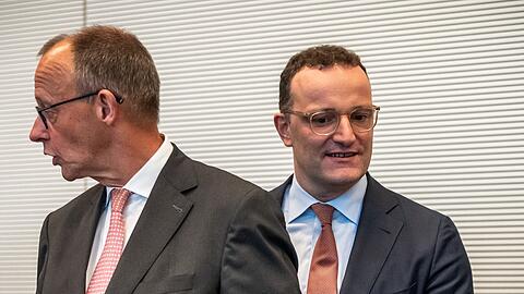 Spahn ist als Unionsfraktionschef zurückgetreten - auch auf Druck von Kanzler Merz. (Archivbild) Spahn ist als Unionsfraktionschef zurückgetreten - auch auf Druck von Kanzler Merz. (Archivbild)