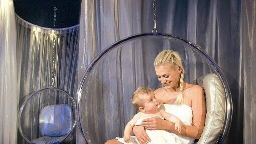 Im Babyclub werden Kinder ab dem siebten Lebenstag liebevoll umsorgt. Im Babyclub werden Kinder ab dem siebten Lebenstag liebevoll umsorgt.