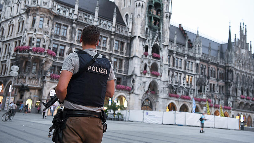 Die Hitze macht den Münchnern zu schaffen, dadurch muss die Polizei häufiger ausrücken.