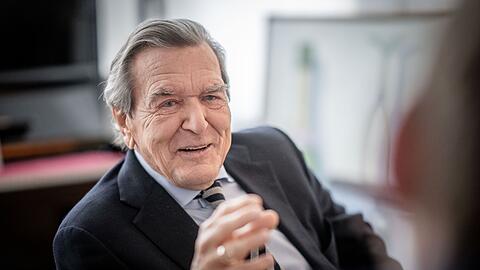 Schr&ouml;der machte sich zuletzt f&uuml;r die Wiederaufnahme von Energielieferungen aus Russland stark. (Archivbild)