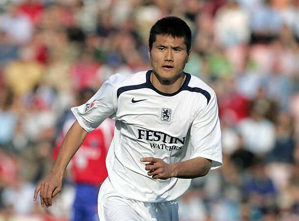 Shao Jiayi spielte von 2002 bis 2006 f&uuml;r den TSV 1860 M&uuml;nchen.
