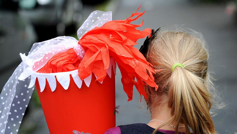 Anfang September können sich kleine bayerischer ABC-Schützen auf den Schulstart freuen. Anfang September können sich kleine bayerischer ABC-Schützen auf den Schulstart freuen.