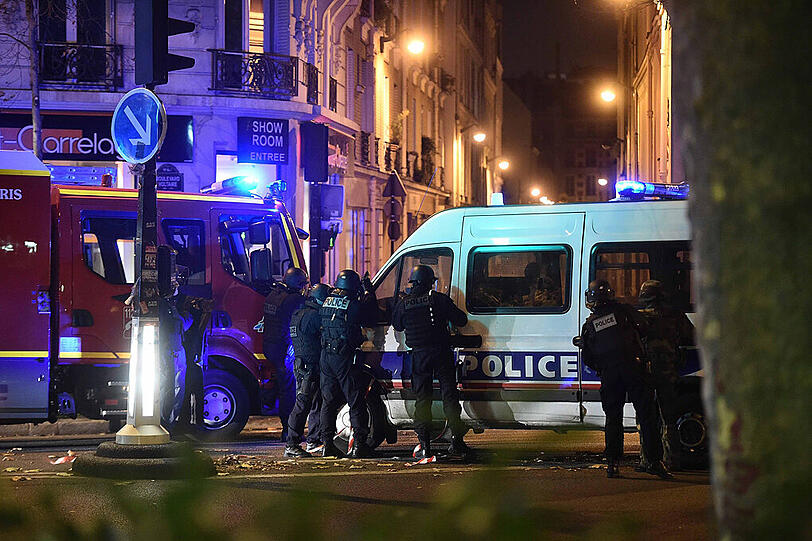 Schüsse, Explosionen, Tote und Verletzte: die Bilder von der verheerenden Anschlagsserie in Paris.