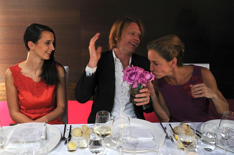 Shermine Sharivar, Sara Nuru, Marie Nasemann und Co. feierten am Mittwochabend in sonderbar anmutender Atmosphäre im Ägyptischen Museum - die Bilder.