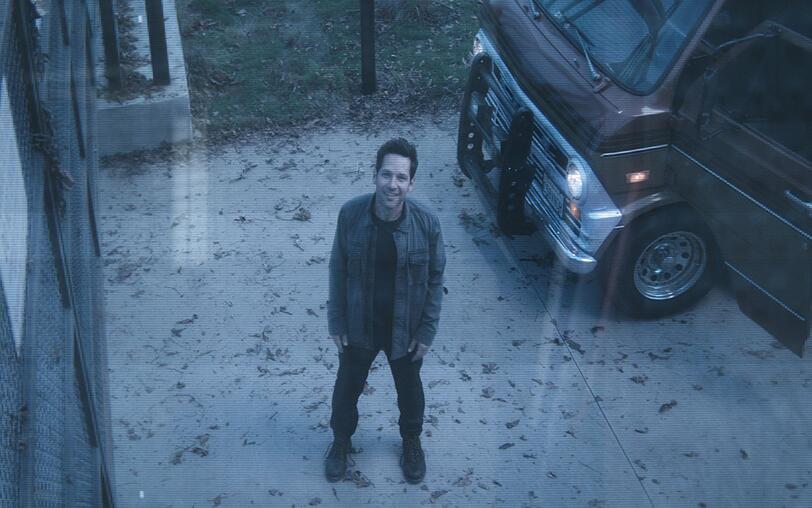 Hallöchen, jemand zu Hause? Scott Lang (Paul Rudd), der sich als Ant-Man verkleiden kann, hat Thanos' Fingerschnippen überlebt und könnte nun helfen, dem Schurken das Handwerk zu legen. Hallöchen, jemand zu Hause? Scott Lang (Paul Rudd), der sich als Ant-Man verkleiden kann, hat Thanos' Fingerschnippen überlebt und könnte nun helfen, dem Schurken das Handwerk zu legen.