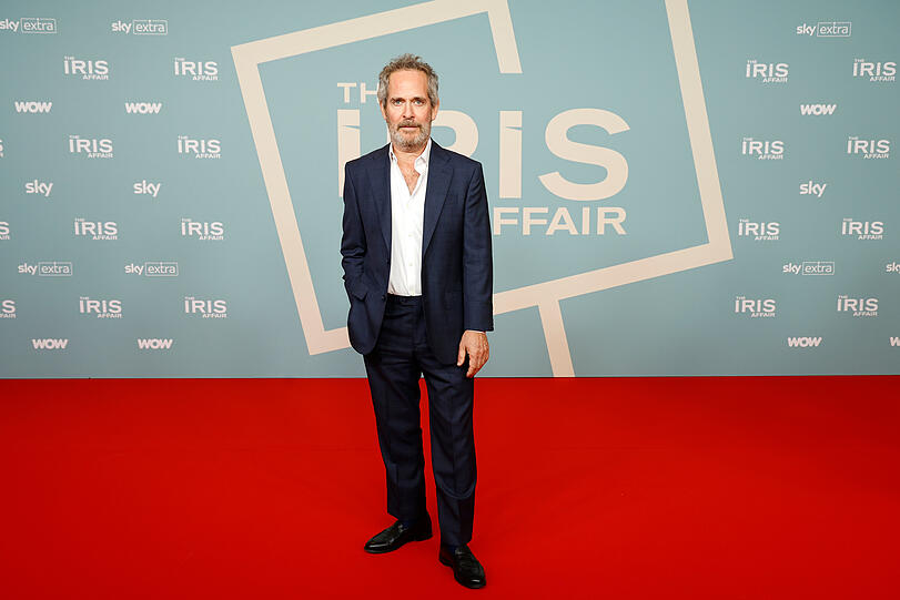 Tom Hollander