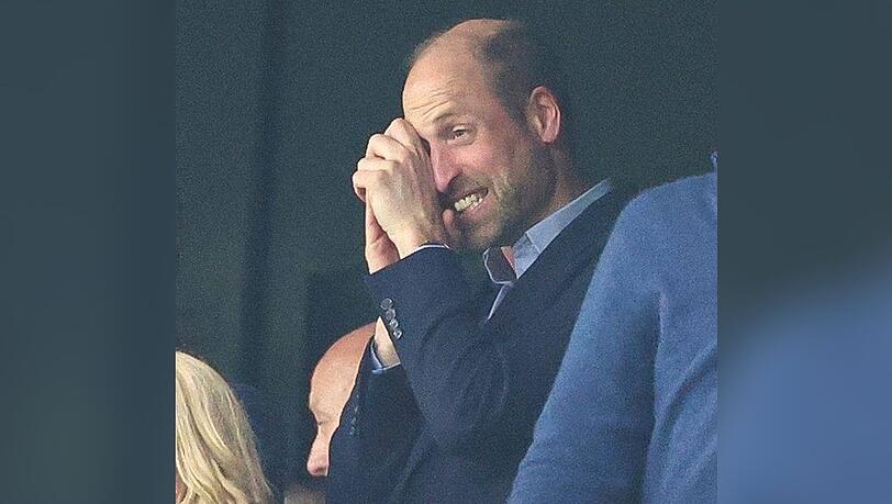 Prinz William wurde auf der Trib&uuml;ne sichtlich emotional.