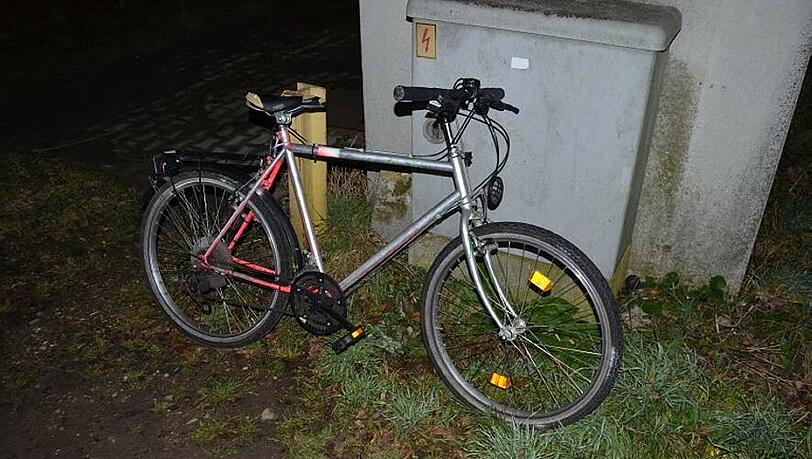 Wem gehört dieses Fahrrad? Die Polizei sucht mit diesem Bild nach entscheidenden Hinweisen. Wem gehört dieses Fahrrad? Die Polizei sucht mit diesem Bild nach entscheidenden Hinweisen.