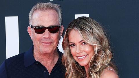 Da waren sie noch glücklich: Kevin Costner und Christine Baumgartner.