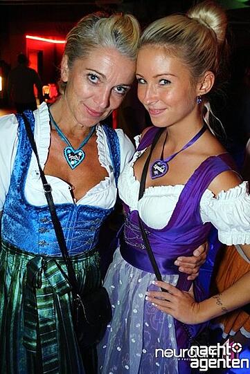 Im neuraum findet derzeit ein After-Wiesn-Showmarathon statt: "16 Tage Wies&rsquo;n - 16 Tage neuraum". Mehr Bilder unter www.nachtagenten.de