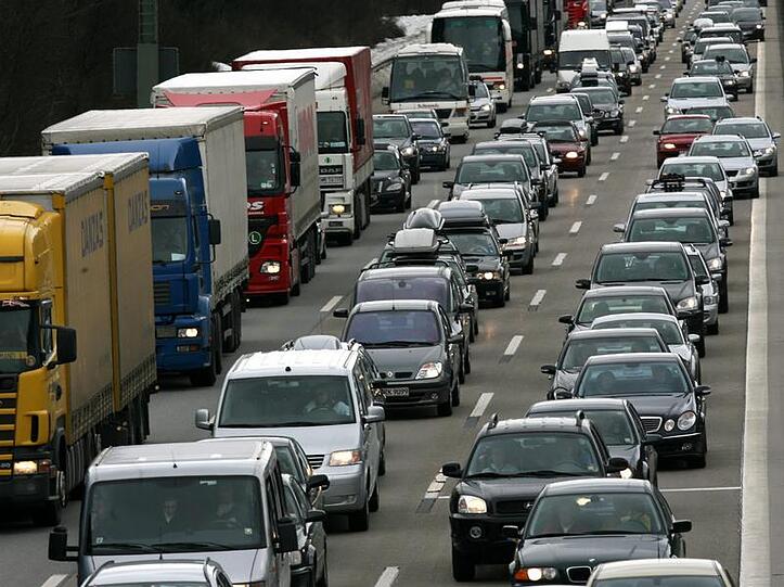 ADAC erwartet ein Stau-Wochenende.