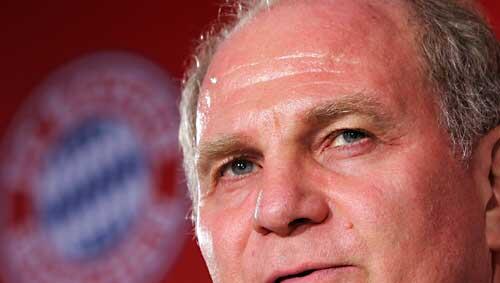 Bleibt bei seinen Bedenken hinsichtlich der WM 2010 in Südafrika: Der neue Bayern-Präsident Uli Hoeneß. Bleibt bei seinen Bedenken hinsichtlich der WM 2010 in Südafrika: Der neue Bayern-Präsident Uli Hoeneß.