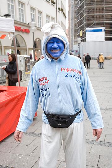 Buntes Treiben am Faschingssonntag in der Innenstadt