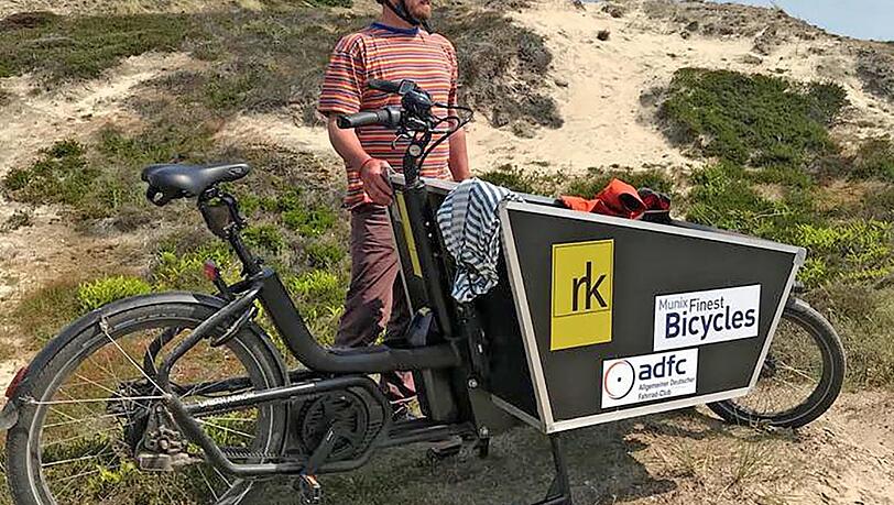 Tag sieben: Ankunft auf Sylt, Dünen zwischen Kampen und List. Ziel erreicht, in sieben Tagen, mehr als 1100 Kilometer. Tag sieben: Ankunft auf Sylt, Dünen zwischen Kampen und List. Ziel erreicht, in sieben Tagen, mehr als 1100 Kilometer.