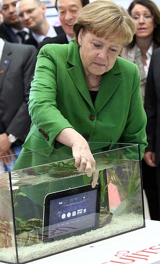 Bundeskanzlerin Angela Merkel beäugt diese Entwicklung mit kritischem Blick.