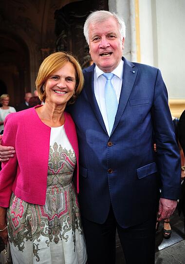 Horst Seehofer und seine Frau.