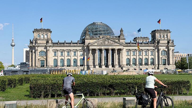 Beim Bundestagswahlkampf 2021 haben die Parteien rechtswidrig Nutzerprofile online ausgewertet. (Archivfoto) Beim Bundestagswahlkampf 2021 haben die Parteien rechtswidrig Nutzerprofile online ausgewertet. (Archivfoto)