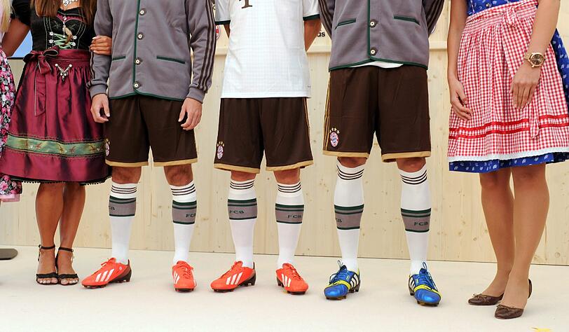 Das neue Wiesn-Trikot des FC Bayern für das Oktoberfest 2013: Die Bilder von der offiziellen Präsentation