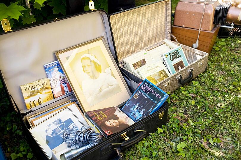Second-Hand-Schnäppchen im Hof und vor der Haustür. Die schönsten Fotos.