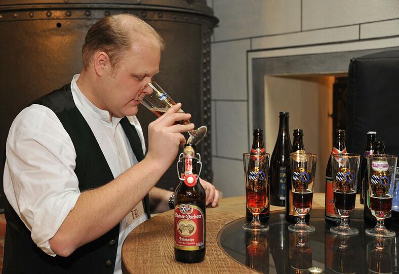 Die AZ beim Starkbiertest