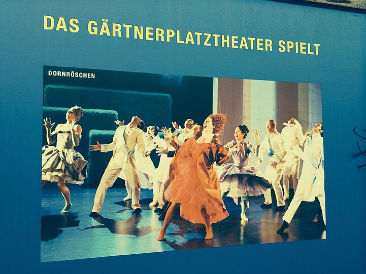 Noch ist das Theater im "Dornröschenschlaf". Ab Herbst 2015 ist die Bühne wieder offen.