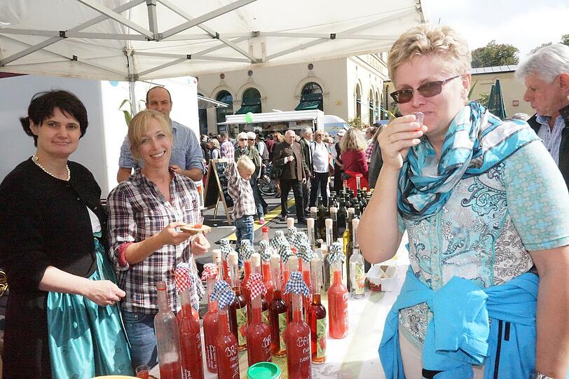 Bilder vom Bauermarkt 2014 am Odeonsplatz.
