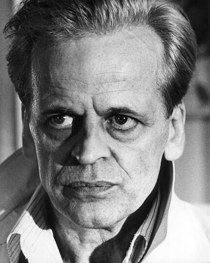 Der Schauspielers Klaus Kinski starb am 23. November 1991 im Alter von 65 Jahren an den Folgen eines Herzinfarkts.