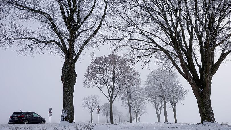 Am Montag gibt es Unwetterwarnungen vor Gl&auml;tte.