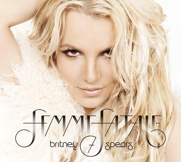 Am Sonntagmorgen (Ortszeit) stellte Britney Spears ihr neues Album "Femme Fatale" in der ABC Show "Good Morning America" vor. Sie zeigte sich dem Live-Publikum in San Francisco dabei sexy wie eh und je.