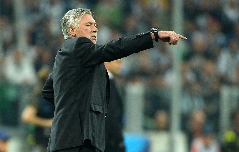 Carlo Ancelotti: Der Italiener ist der heißeste Kandidat. Nach zwei Jahren als Trainer von Real Madrid wollte der 56-Jährige bis Sommer pausieren - würde also perfekt passen. Ihm trauern in Madrid so manche Stars hinterher. Seine letzten Stationen waren allesamt Top-Vereine: Real Madrid, Paris, Chelsea, AC Mailand, Juventus Turin.