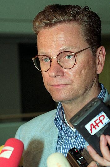 Guido Westerwelles Aufstieg in der FDP ist rasant: 1988 wurde er Chef der jungen Liberalen, 1994 Generalsekretär.