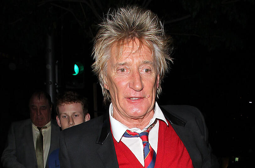 2001 wurde Rod Stewart wegen seiner Schilddrüsen-Krebs-Erkrankung operiert.