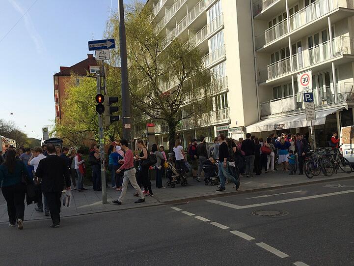 Für viele Münchner ist es heuer das erste Eis.