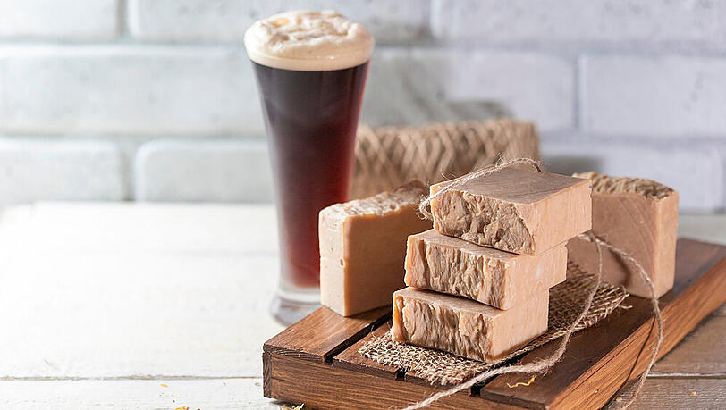 Bier gibt es nicht nur flüssig, sondern auch in Seifenform. Bier gibt es nicht nur flüssig, sondern auch in Seifenform.