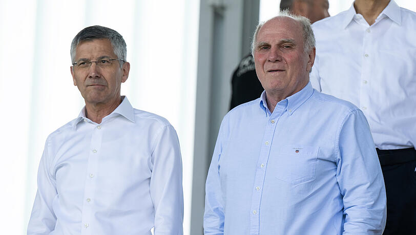 "Er braucht von mir nicht viel abschauen", sagt Uli Hoeneß (re.) über den neuen Sportdirektor des FC Bayern, Christoph Freund.