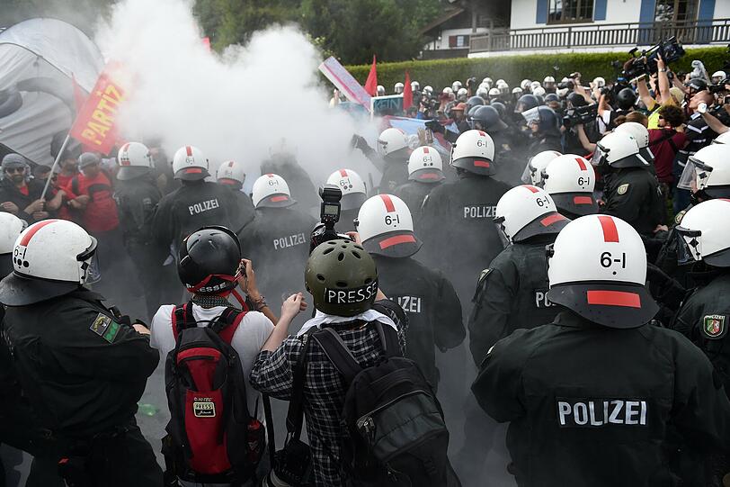 Weitere Bilder zur Anti-G/-Demo in Garmisch.