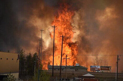 In Kanada toben heftige Waldbrände. In Alberta ist eine ganze Stadt von den Flammen bedroht.