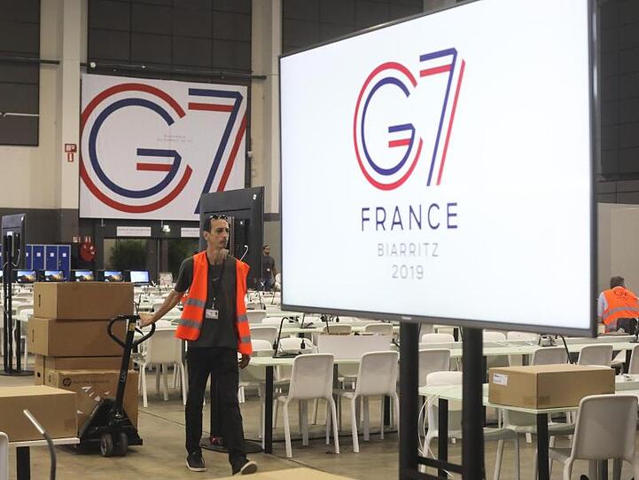 Der G7-Gipfel findet nun doch mit 30 Vertretern unabhängiger Organisationen (NGO) statt.