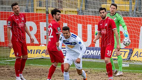 Marcel Costly trifft für Mannheim bei Türkgücü München.