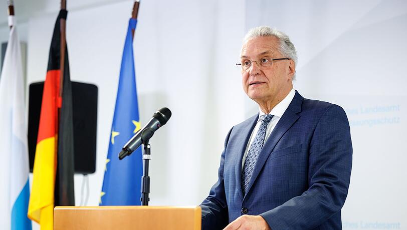 Joachim Herrmann (CSU), Innenminister von Bayern, spricht.
