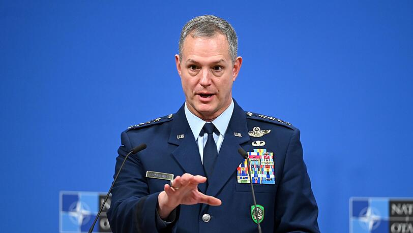 Der Oberbefehlshaber der Nato-Streitkräfte in Europa, Alexus Grynkewich, hat eine neue Sicherheitsstrategie des Bündnisses vorgestellt. Der Oberbefehlshaber der Nato-Streitkräfte in Europa, Alexus Grynkewich, hat eine neue Sicherheitsstrategie des Bündnisses vorgestellt.