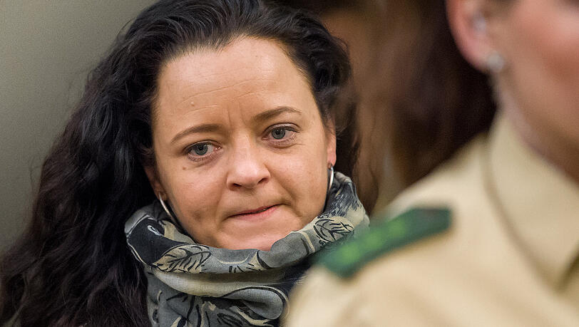 Das Gericht diskutierte über die Schuldfähigkeit von Beate Zschäpe. Das Gericht diskutierte über die Schuldfähigkeit von Beate Zschäpe.