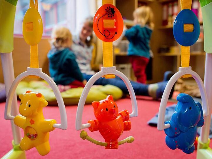 Eine deutliche Mehrheit in Deutschland ist für eine Kita-Pflicht für Kinder ab vier Jahren.