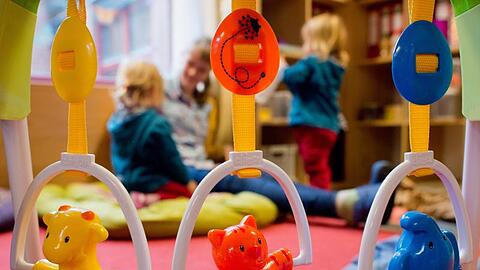 Eine deutliche Mehrheit in Deutschland ist für eine Kita-Pflicht für Kinder ab vier Jahren.