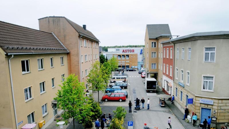 Fans der "Lindenstraße" wollen gegen die Absetzung der Serie demonstrieren. Fans der "Lindenstraße" wollen gegen die Absetzung der Serie demonstrieren.