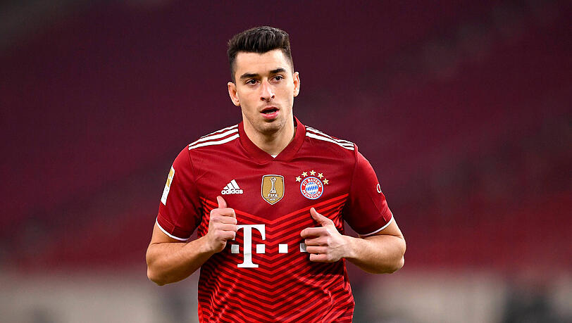 Marc Roca stand beim VfB Stuttgart in der Startelf des FC Bayern. Marc Roca stand beim VfB Stuttgart in der Startelf des FC Bayern.