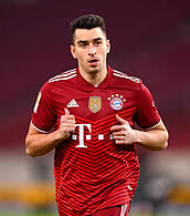 Marc Roca stand beim VfB Stuttgart in der Startelf des FC Bayern. Marc Roca stand beim VfB Stuttgart in der Startelf des FC Bayern.