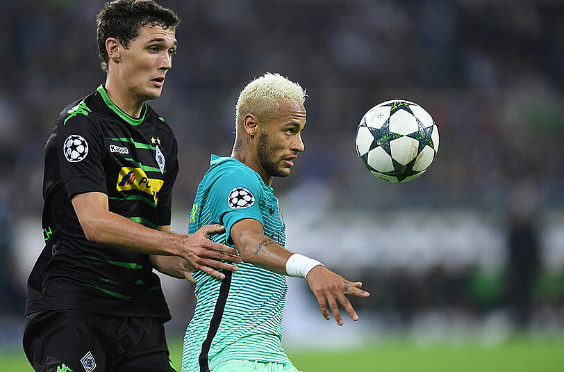 Trotz einer 1:0-Führung verpassen die Gladbacher den Sieg gegen den FC Barcelona.