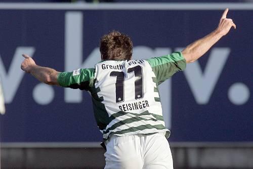Ein beinahe historischer Moment: Stefan Reisinger (l.) trifft zum 1:0 gegen Ahlen und beendet seinen persönlichen &bdquo;Heimfluch&ldquo;.